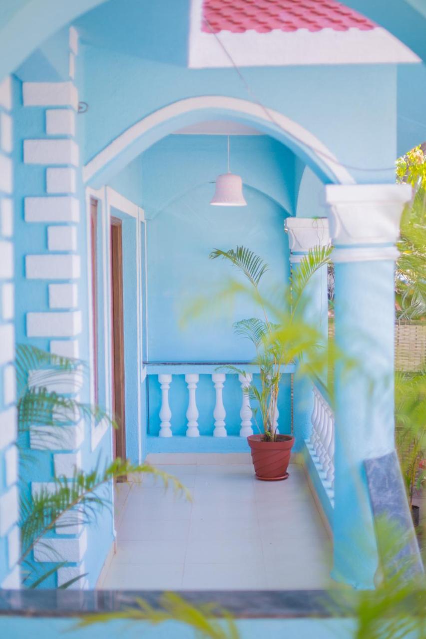 Pinnacle Blue By The Beach Калангуте Екстериор снимка