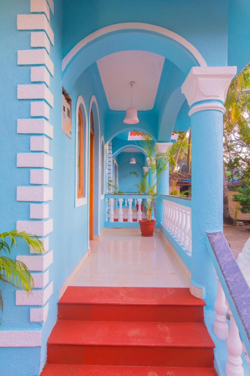 Pinnacle Blue By The Beach Калангуте Екстериор снимка